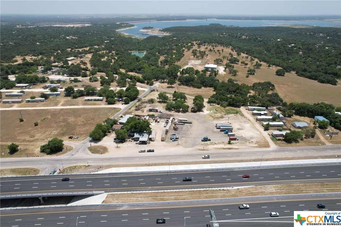 6055 W US Highway 190