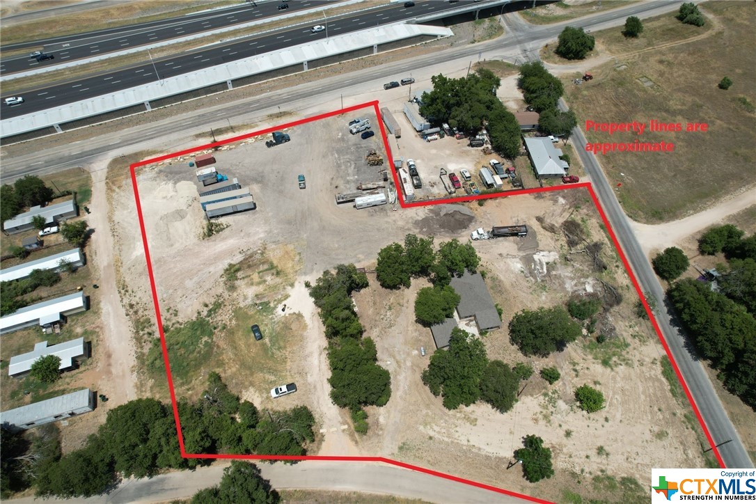 6055 W US Highway 190