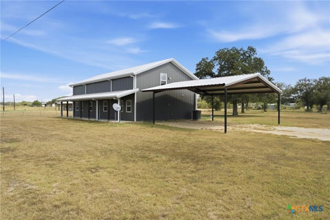 Photo of 475 Cross Road, Kingsbury, TX 78638 (MLS # 624450)