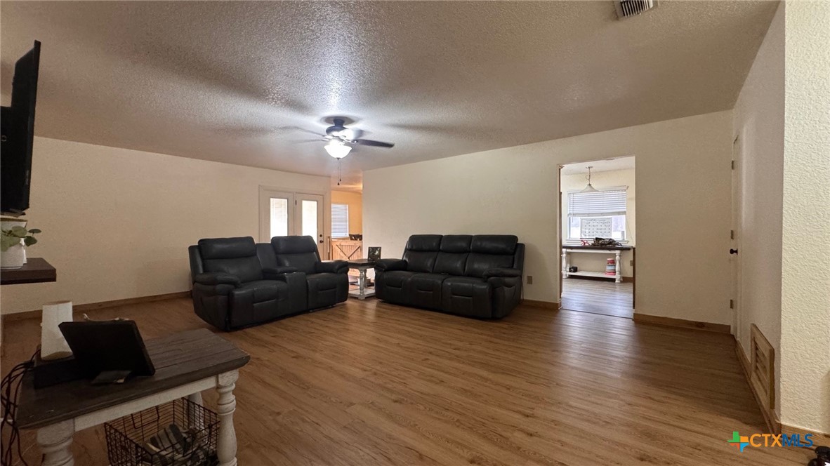 4504 Lonesome Dove Drive