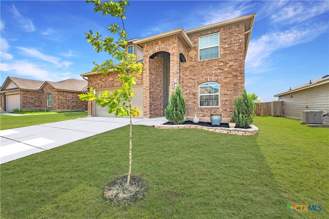 View Seguin, TX 78155 house