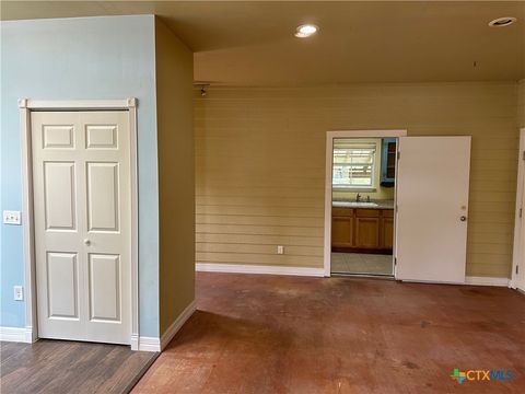 A home in Canyon Lake