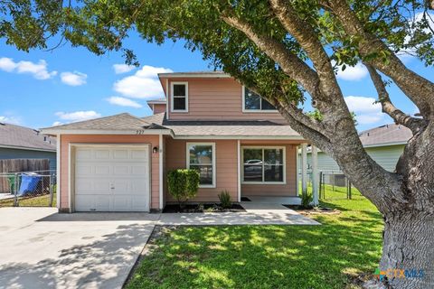 Photo of 527 Roosevelt Drive, Seguin, TX 78155 (MLS # 614117)