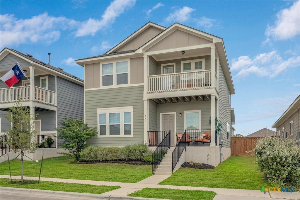 Photo of 225 Horsemint Way, San Marcos, TX 78666 (MLS # 613879)