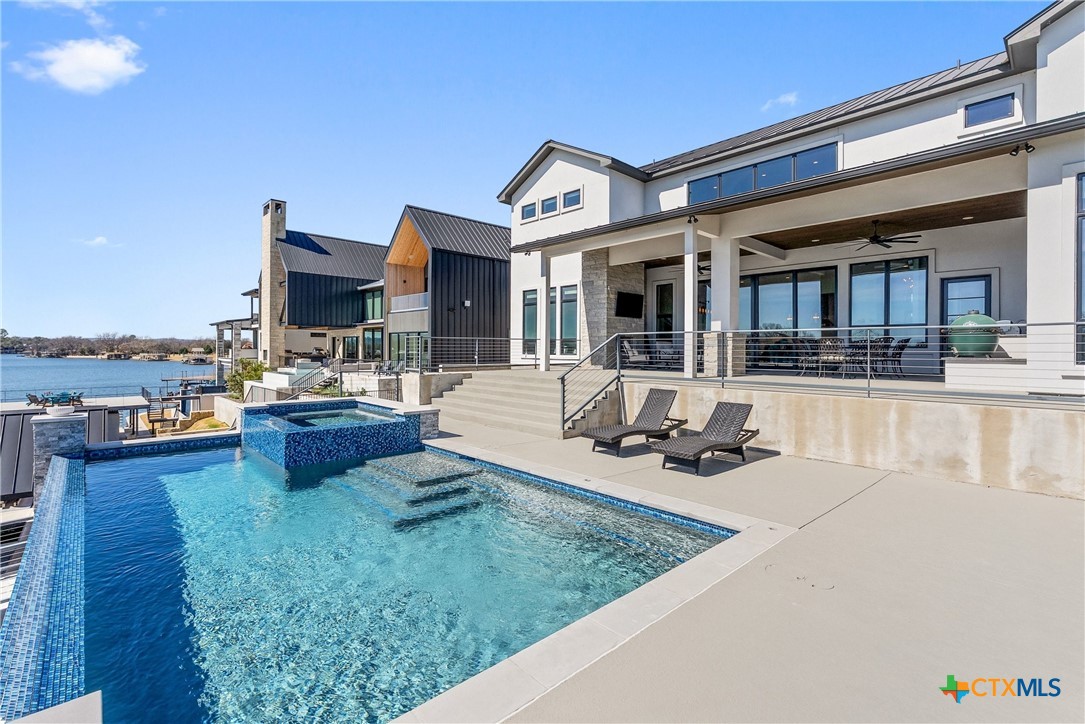121 Houdini Way