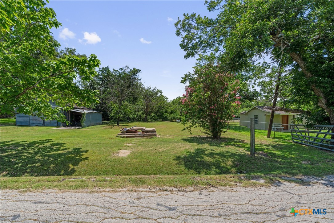 Photo 1 of 12 — 101 West Avenue, Florence, TX 76527