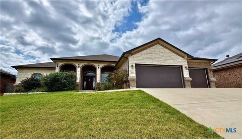 8203 Grand Oaks Lane Killeen TX 76542