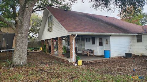 A home in Yoakum