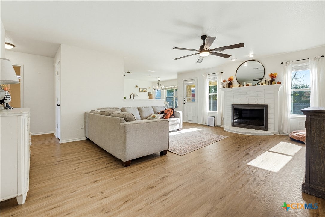 2805 Lindsey Drive
