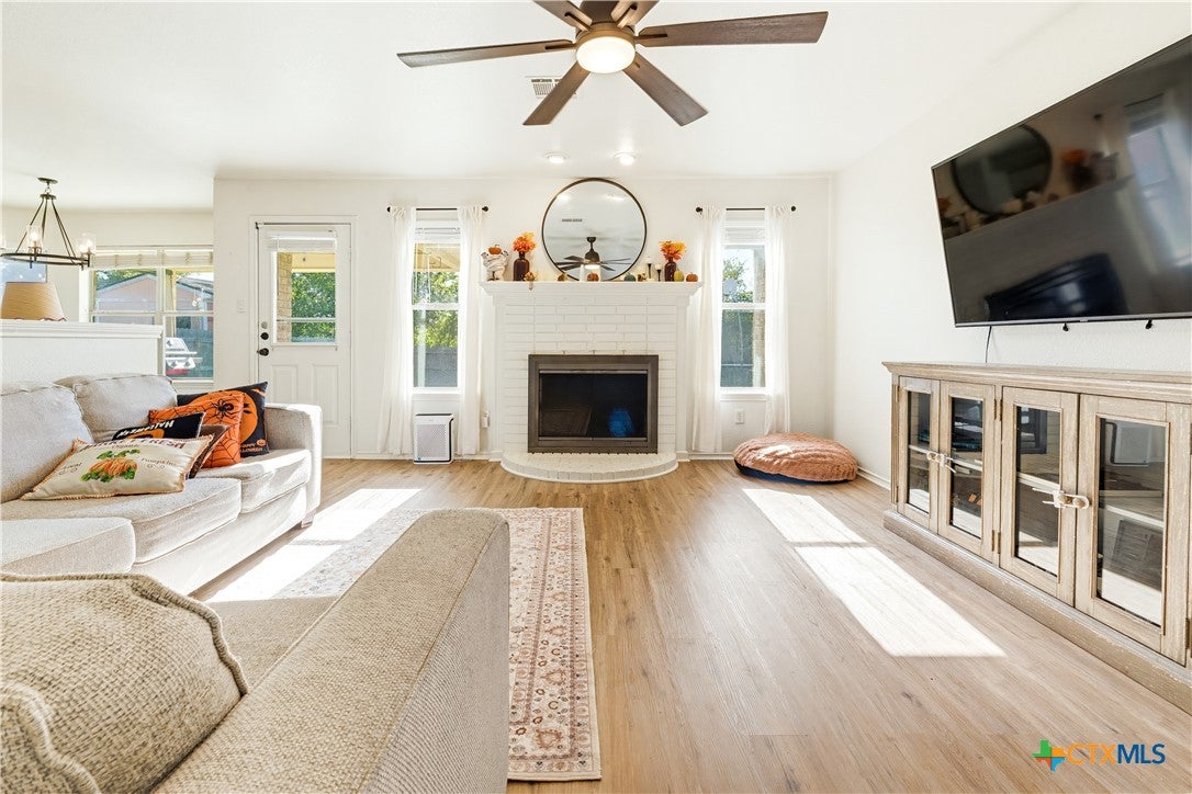 2805 Lindsey Drive