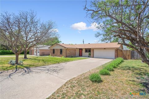 Photo of 814 Delaware Drive, Temple, TX 76504 (MLS # 609271)