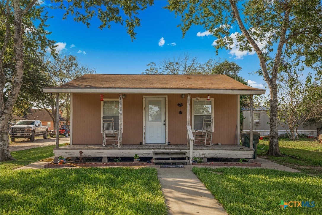 206 Alonzo Street