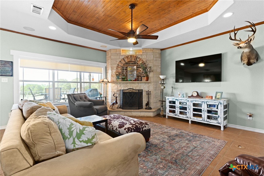 690-A County Road 4707