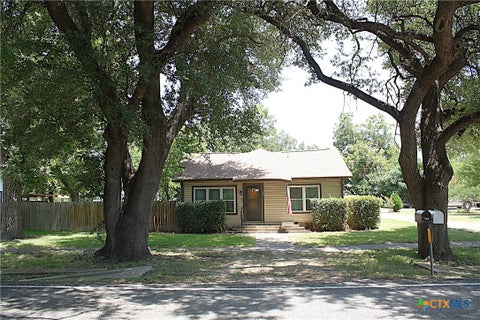 Photo of 308 Josephine St, Holland, TX 76534 (MLS # 621196)