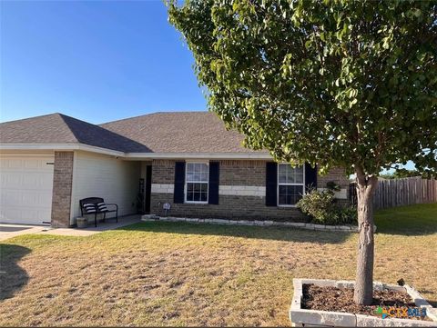 Photo of 404 Blayton Street, Troy, TX 76579 (MLS # 608416)