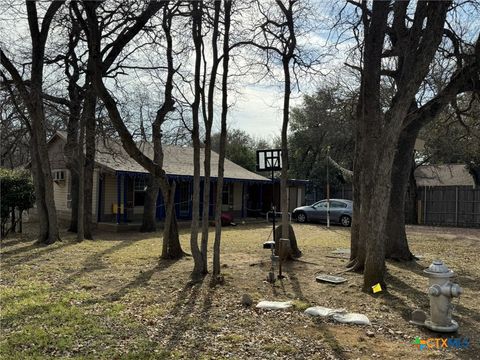 Photo of 5500 Napier Dr Dr, Arlington, TX 76016 (MLS # 604610)