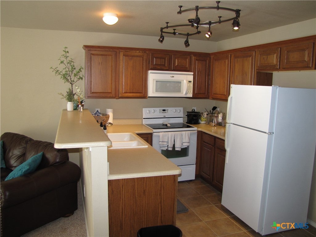 730 E Mather Street - Photo 3