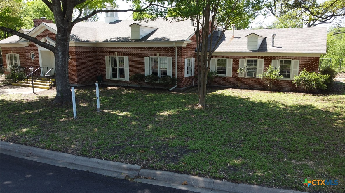 219 King Circle