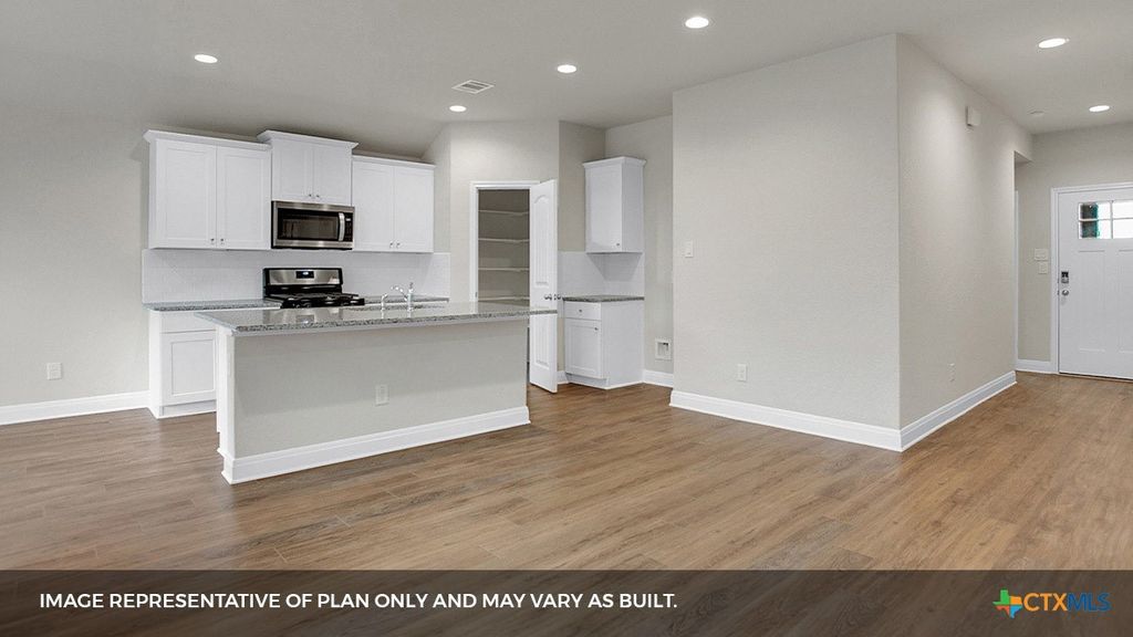 Photo of 229 FLORA VISTA Street, San Marcos, TX 78666 (MLS # 608004)