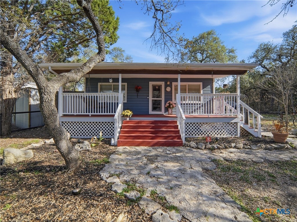 Photo of 16019 Agua Vista, Austin, TX 78734 (MLS # 606664)