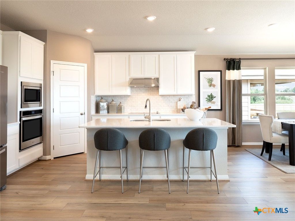 Photo of 123 Shelton Pass, Cibolo, TX 78108 (MLS # 601073)
