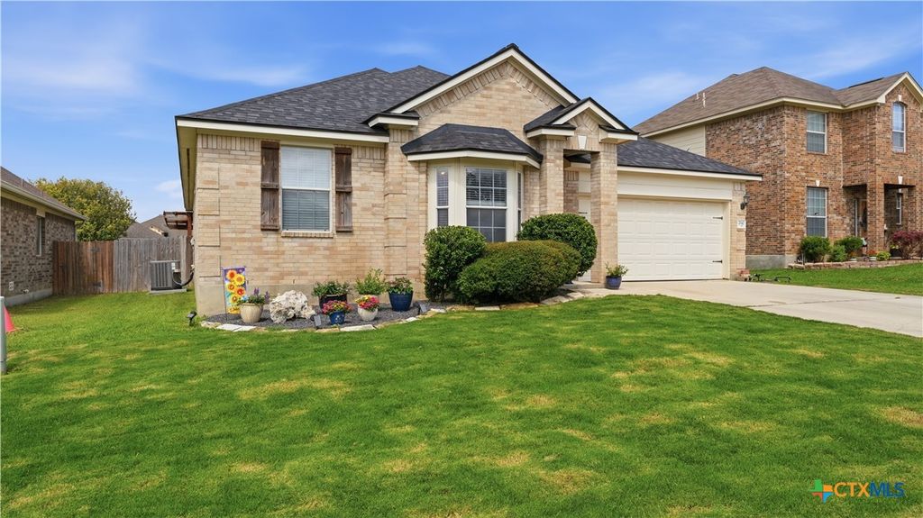 Photo of 2142 Belvedere Court, New Braunfels, TX 78130 (MLS # 616805)