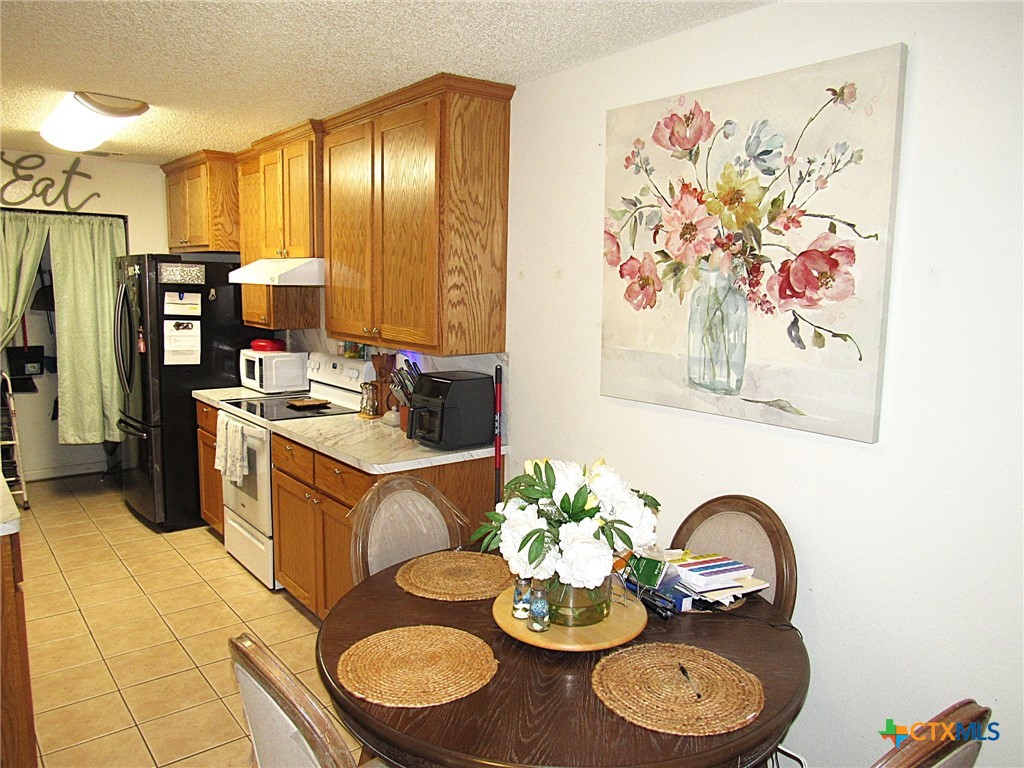 2005 Dickens Drive