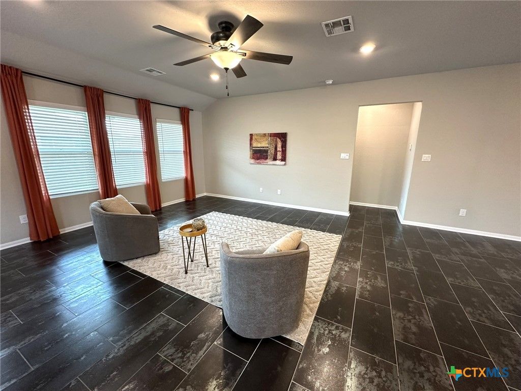 Photo of 2700 La Mundial Street, Seguin, TX 78155 (MLS # 613583)