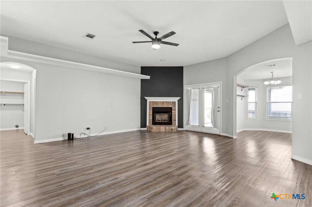 4305 Maggie Drive