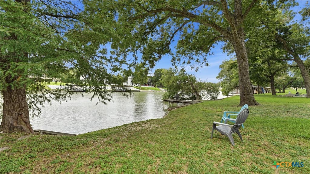 Photo of 721 Ridgeroad Drive, New Braunfels, TX 78130 (MLS # 622748)
