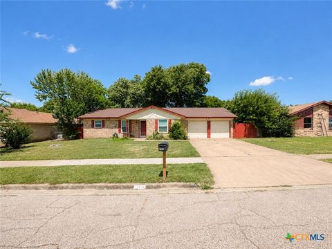 Photo of 1709 Shoemaker Drive, Killeen, TX 76543 (MLS # 619665)