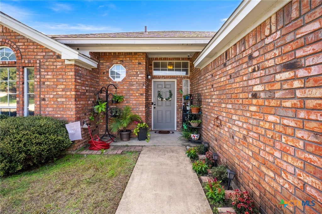 Photo of 5606 Durango Drive, Killeen, TX 76542 (MLS # 628153)
