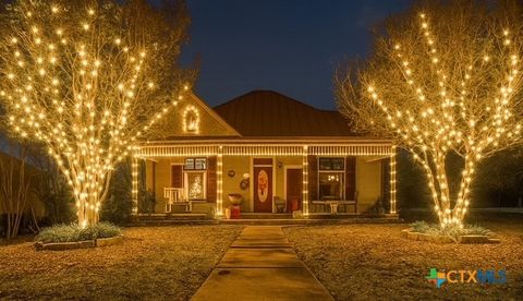 303 W Austin Street Fredericksburg TX 78624