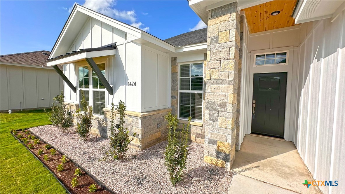 1474 Indian Camp Trail