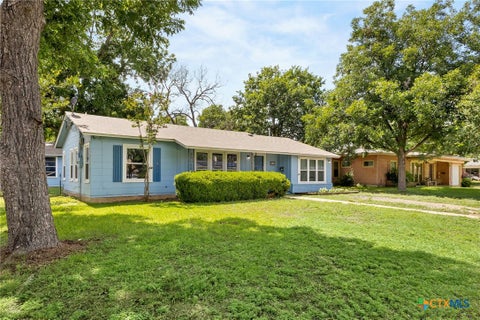 Photo of 432 Romberg Street, Seguin, TX 78155 (MLS # 617303)