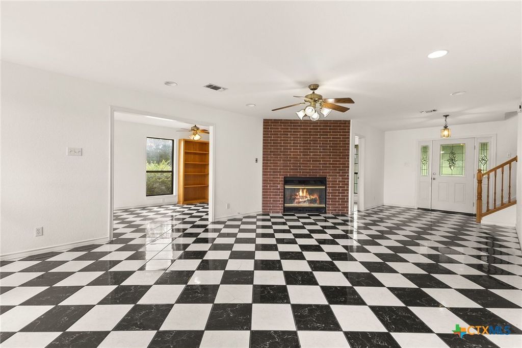 Photo of 16567 Fm 725, Seguin, TX 78155 (MLS # 616055)