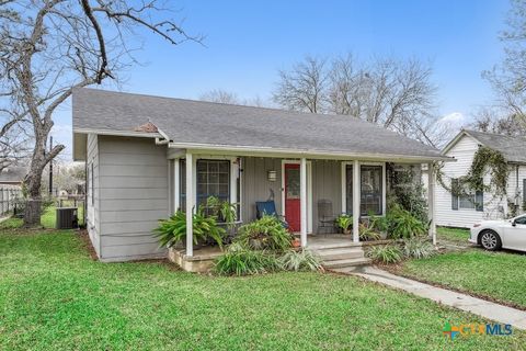 A home in Yoakum