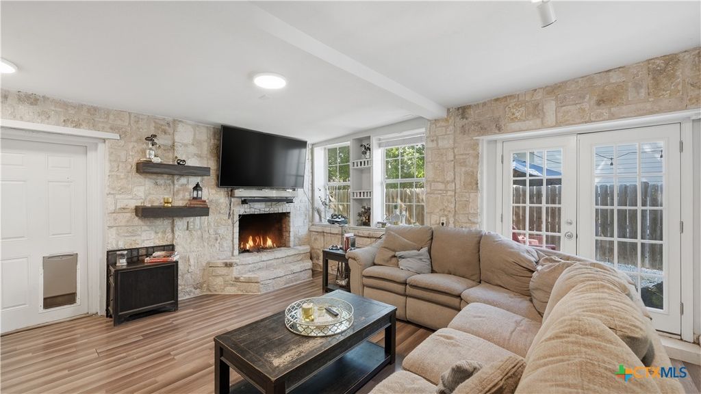 Photo of 1650 Katy Street, New Braunfels, TX 78130 (MLS # 615011)
