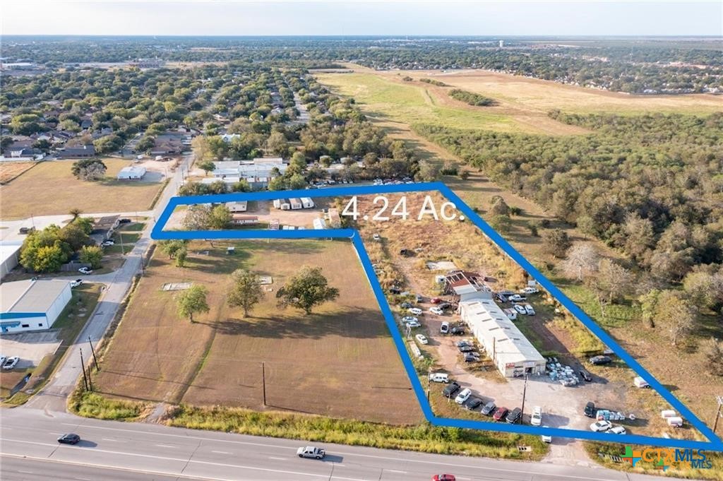 4406 Houston Highway