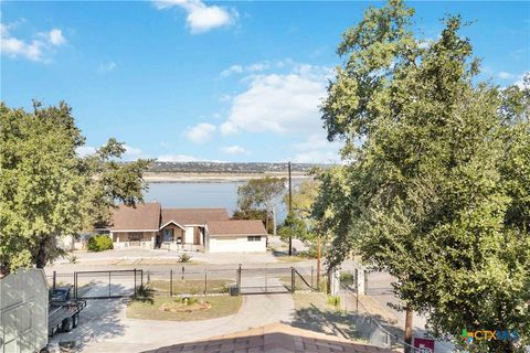 A home in Canyon Lake