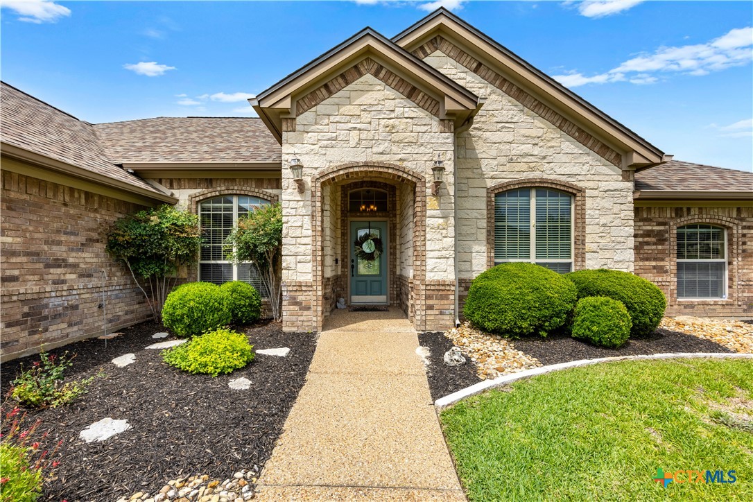 2725 Hester Way