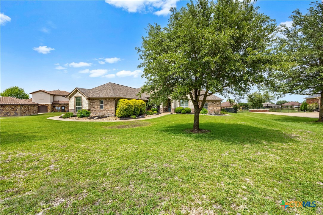 2725 Hester Way