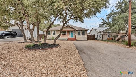 A home in Canyon Lake