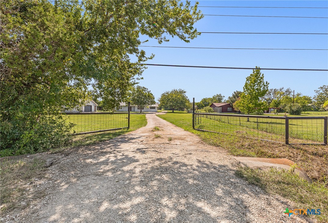 9900 E Trimmier Road