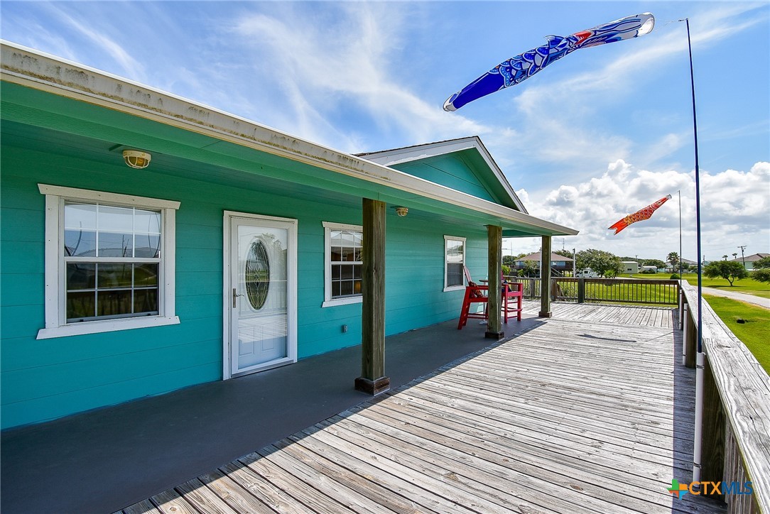 1039 Bayview Drive