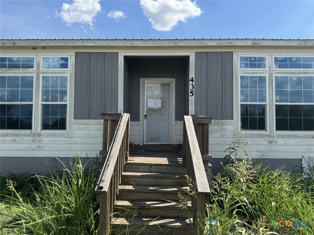 435 County Road 95d