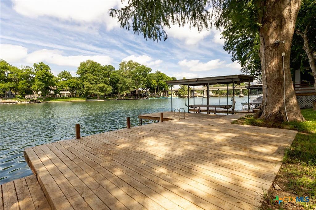 Photo of 92 Turtle Lane, Seguin, TX 78155 (MLS # 607288)