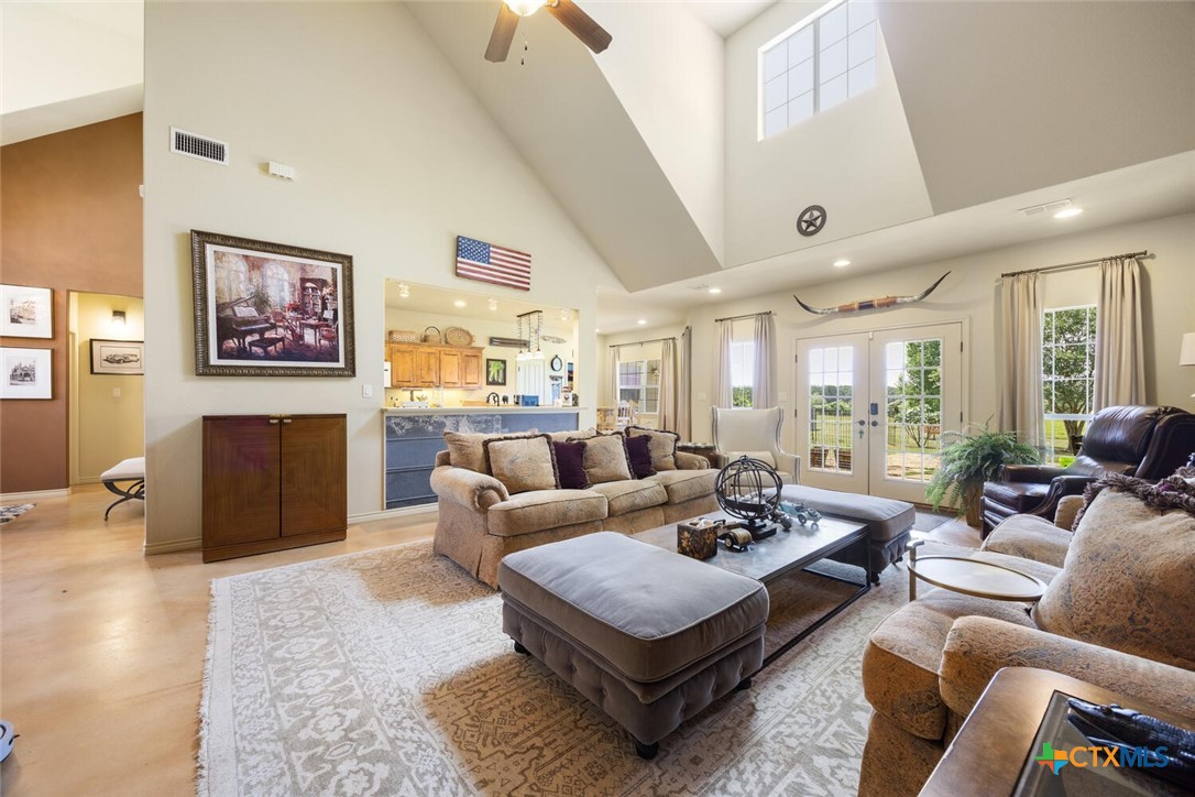 192 Indian Oaks Pass