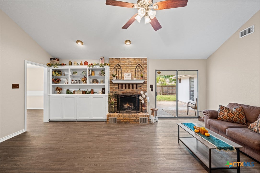 4417 Stagecoach Trail