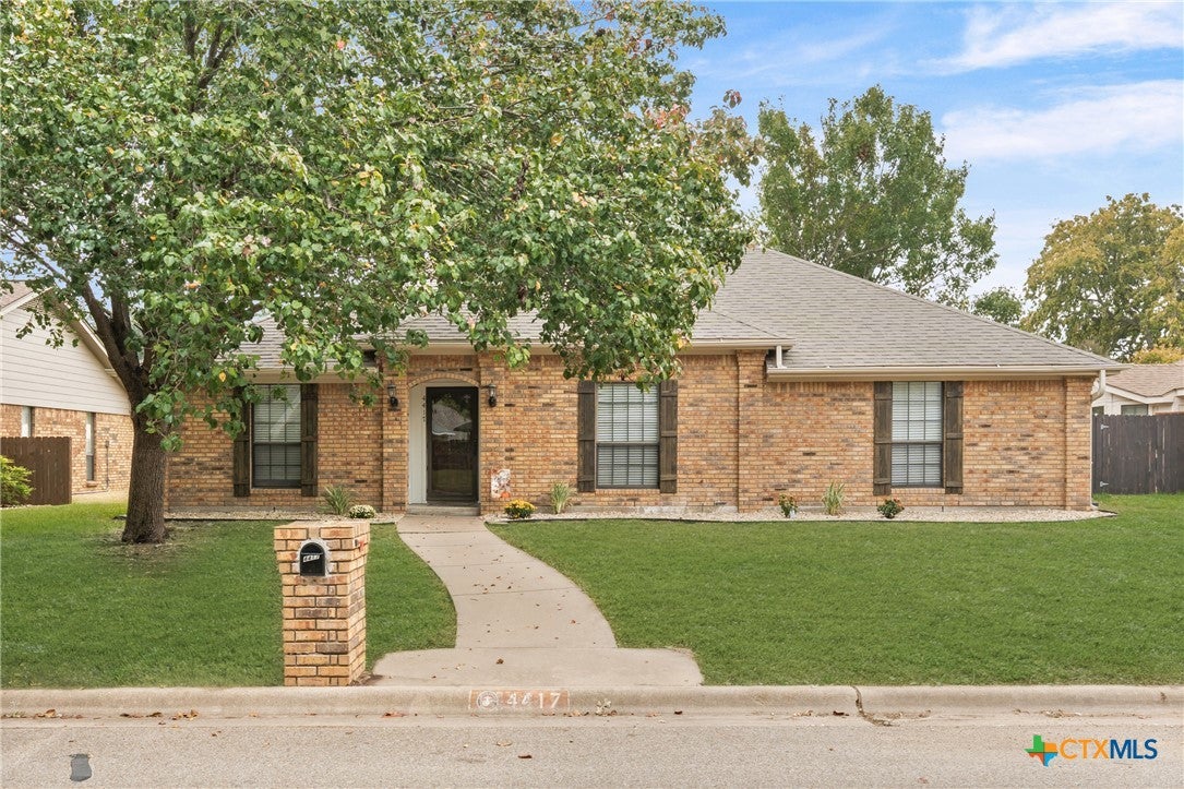 4417 Stagecoach Trail